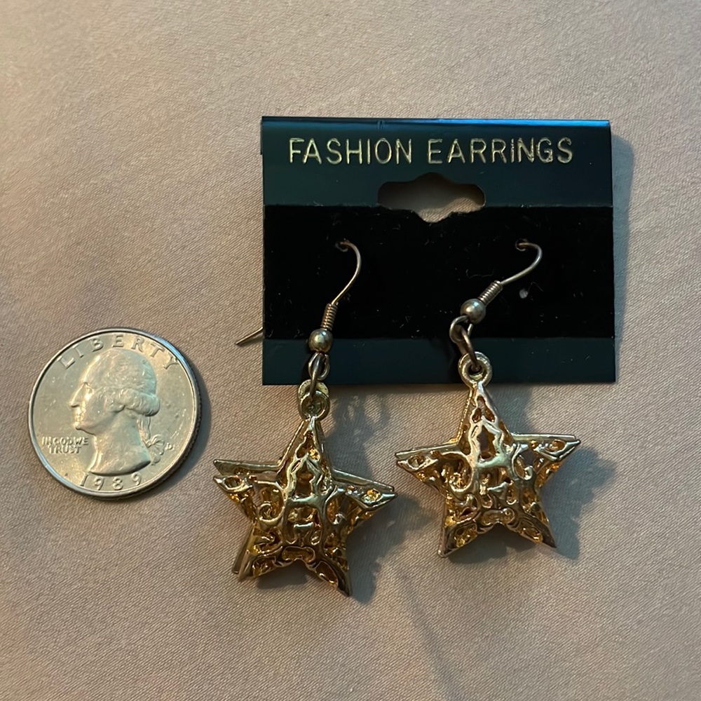 Gorgeous Star dangle earrings